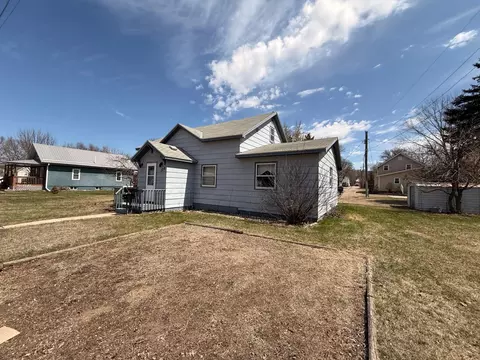 128 S Munsterman St, Appleton, MN 56208 photo 4
