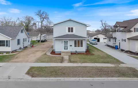 105 9th St W, Canby, MN 56220