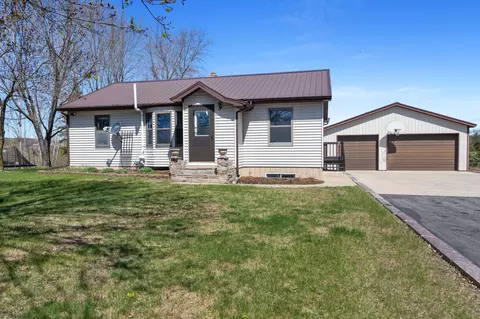 6854 Belmont Rd, South Haven, MN 55382