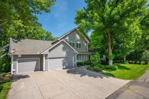 11943 Orchard Ave W, Minnetonka, MN 55305