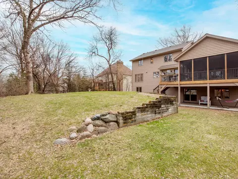 684 Stonewood Rd, Eagan, MN 55123 photo 46