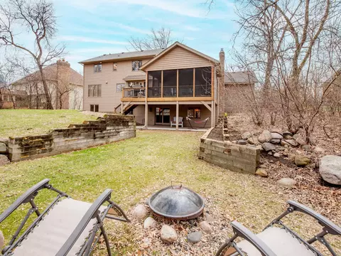 684 Stonewood Rd, Eagan, MN 55123 photo 42