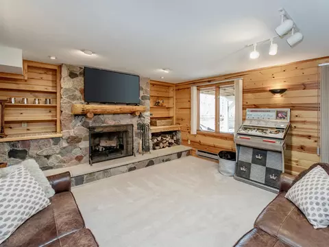 684 Stonewood Rd, Eagan, MN 55123 photo 32