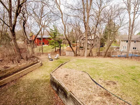 684 Stonewood Rd, Eagan, MN 55123 photo 44