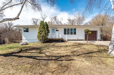 1112 S Mabelle Ave, Fergus Falls, MN 56537