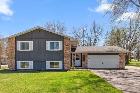 21326 Heath Avenue Ct N, Forest Lake, MN 55025