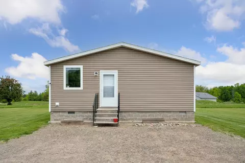 Exterior - 18394 145th Ave, Milaca, MN 56353 photo 11 of 13
