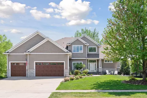 7122 Shadyview Ln N, Maple Grove, MN 55311