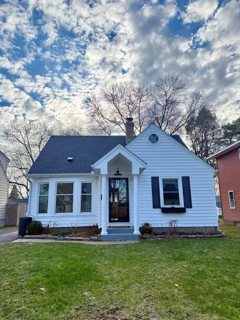 2844 Idaho Ave S, Saint Louis Park, MN 55426