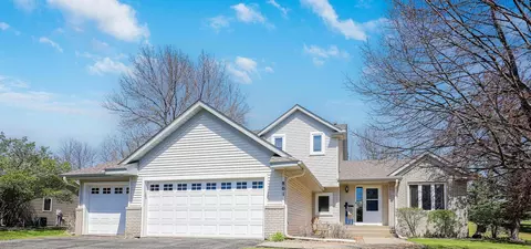 801 Dutchmans Way SE, Watertown, MN 55388