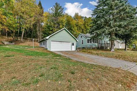 612 Willow St, Faribault, MN 55021 photo 4
