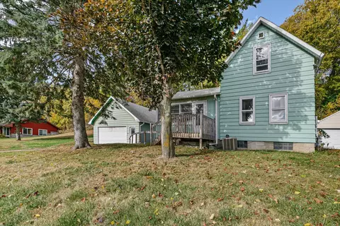 612 Willow St, Faribault, MN 55021