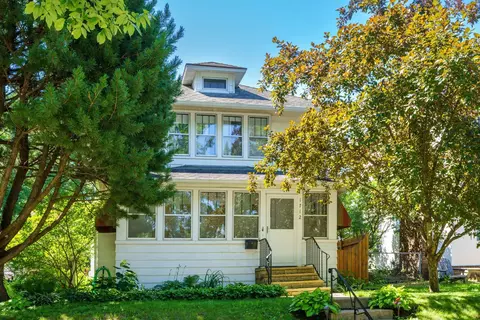 1712 Jefferson Ave, Saint Paul, MN 55105