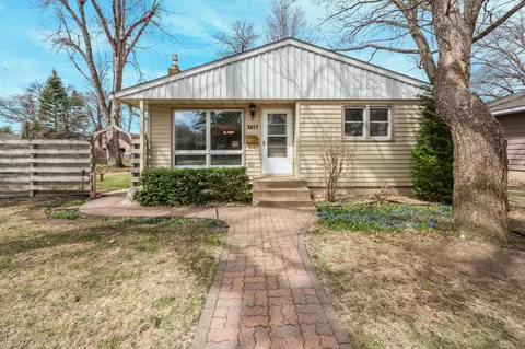 1217 8th Ave SE, Saint Cloud, MN 56304