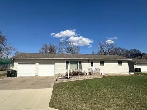 Exterior - 701 3rd St, Barrett, MN 56311 photo 1 of 6