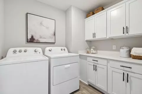 886 Laurel Ct, Chaska, MN 55318 photo 48