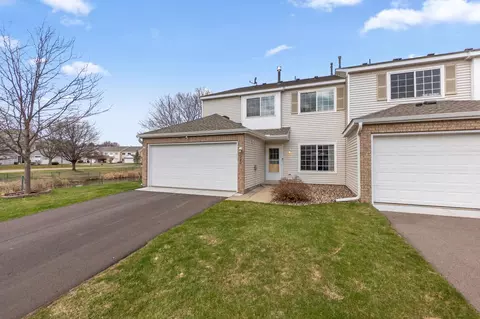 1740 Crestview St, Shakopee, MN 55379