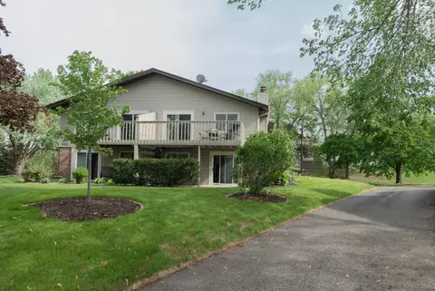 4510 Bridge Ct, Shoreview, MN 55126