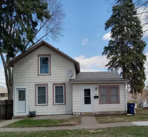 510 N High St, Lake City, MN 55041