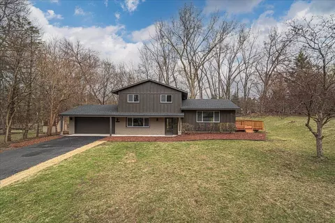 15712 Woodgate Rd N, Minnetonka, MN 55345