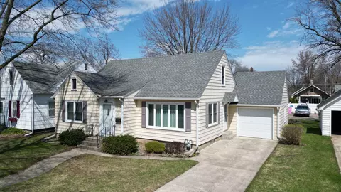 808 5th Ave SW, Austin, MN 55912 photo 2