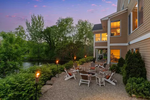 5761 Sunnybrook Ln, Minnetrista, MN 55364