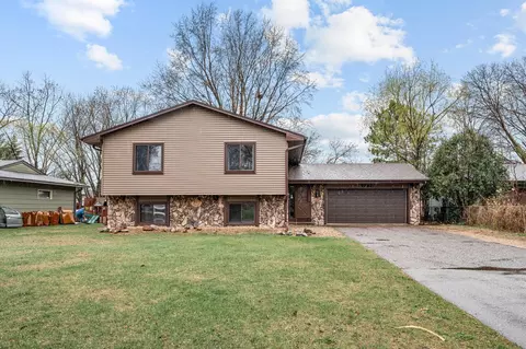 6737 Camden Ave N, Brooklyn Center, MN 55430