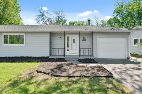 4328 Nicols Rd, Eagan, MN 55122 photo 2