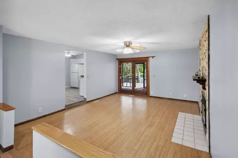 4328 Nicols Rd, Eagan, MN 55122 photo 9