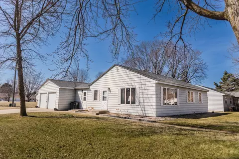 905 Willow Way, Benson, MN 56215
