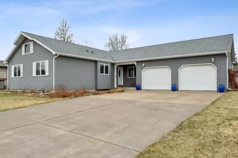 911 Slate St, Cloquet, MN 55720