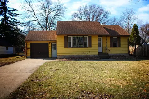 544 Clark St NE, Hutchinson, MN 55350