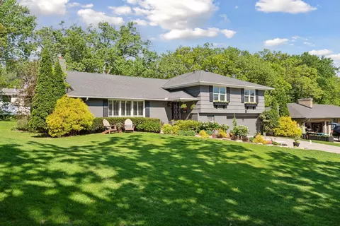 6604 Southcrest Dr, Edina, MN 55435