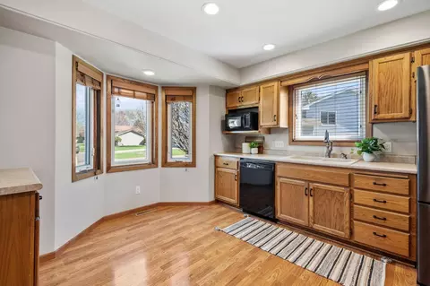 8125 122nd Ln N, Champlin, MN 55316 photo 9