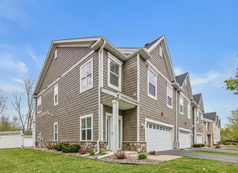 10829 S Shore Dr, Plymouth, MN 55441