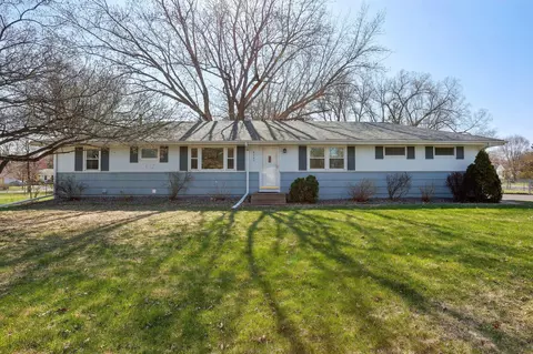 8249 W River Rd, Brooklyn Park, MN 55444