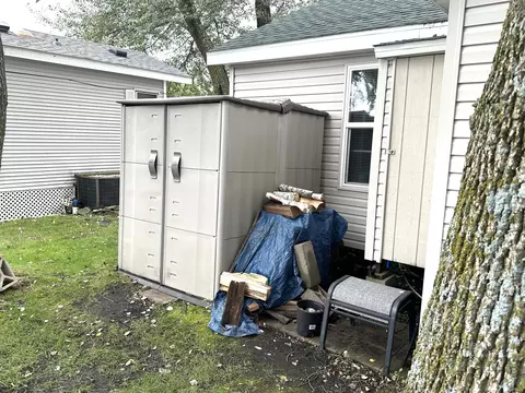 Exterior - 1226 Lake St E, Osakis, MN 56360 photo 2 of 6