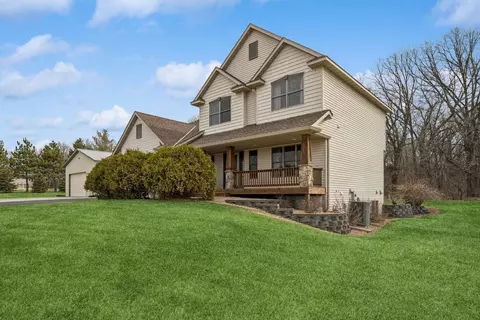20141 Eidelweiss St NW, Oak Grove, MN 55011