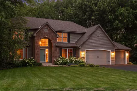 26305 Oak Leaf Trl, Shorewood, MN 55331