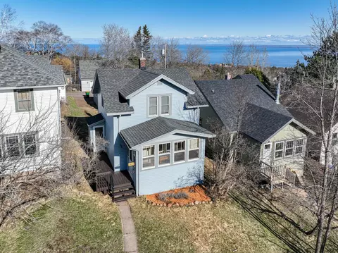 1430 N 9th Ave E, Duluth, MN 55805