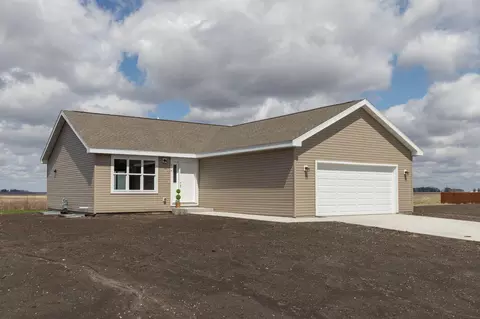 214 4th Pl, Claremont, MN 55924
