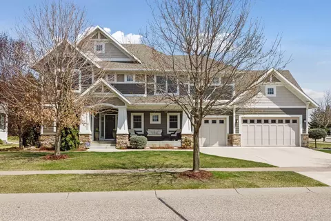 10978 Bentwater Ln, Woodbury, MN 55129
