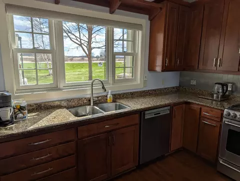 Kitchen - 68886 215th St, Darwin, MN 55324 photo 4 of 4