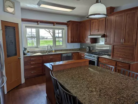 Kitchen - 68886 215th St, Darwin, MN 55324 photo 1 of 4