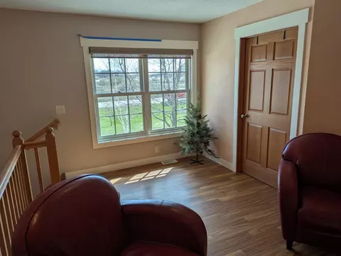 Entry Way - 68886 215th St, Darwin, MN 55324 photo 4 of 4