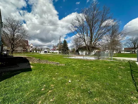 Exterior - 110 Main Ave S, Harmony, MN 55939 photo 6 of 8