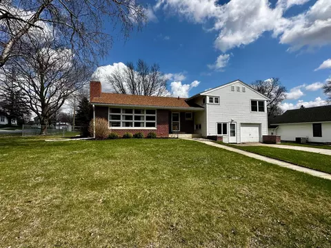 110 Main Ave S, Harmony, MN 55939