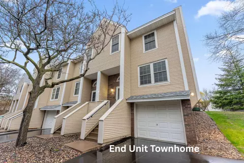 10687 Sherman Dr, Eden Prairie, MN 55347