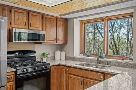 Kitchen - 3685 Birchpond Rd, Eagan, MN 55122 photo 3 of 6