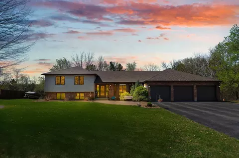 3685 Birchpond Rd, Eagan, MN 55122